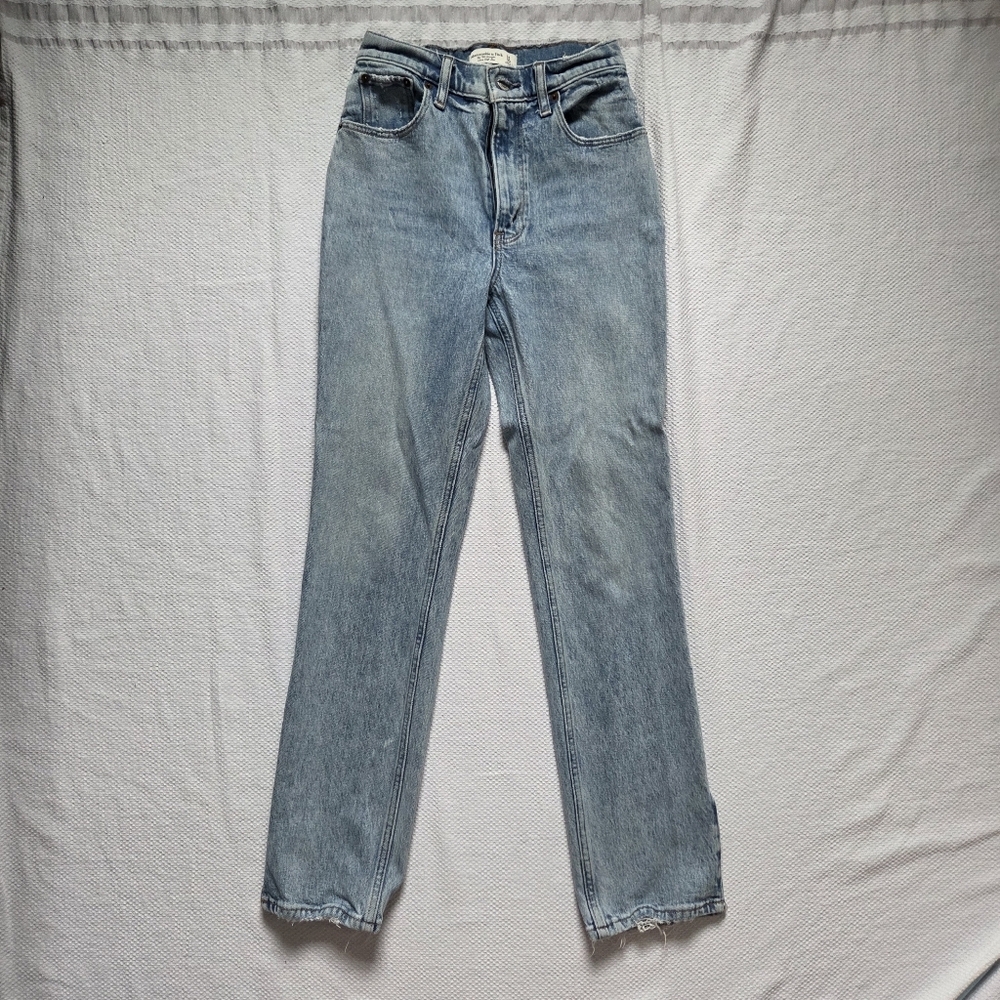 Abercrombie & Fitch Light Blue High Rise '90s Straight Jeans